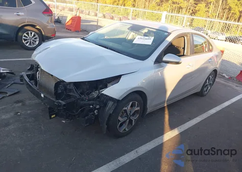 2021 Kia Forte Lxs из США, поврежденный, VIN 3KPF24AD6ME407315